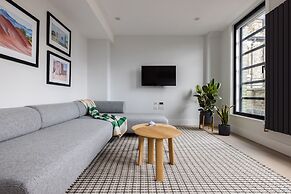 Hausd - Leicester Square