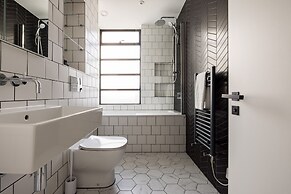 Hausd - Leicester Square