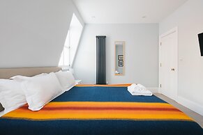 Hausd - Leicester Square