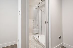 Hausd - Leicester Square