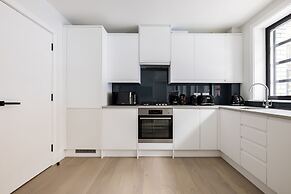 Hausd - Leicester Square