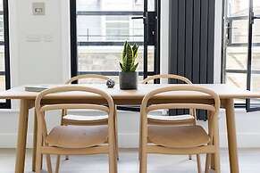 Hausd - Leicester Square