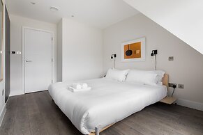 Hausd - Leicester Square