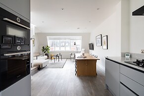 Hausd - Leicester Square