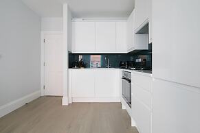 Hausd - Leicester Square