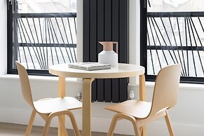 Hausd - Leicester Square