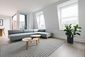 Hausd - Leicester Square