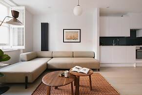 Hausd - Leicester Square