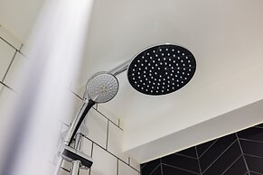 Hausd - Leicester Square