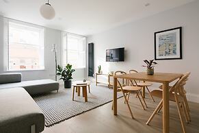 Hausd - Leicester Square