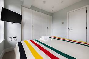 Hausd - Leicester Square