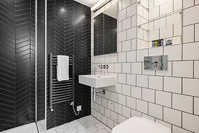 Hausd - Leicester Square