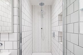 Hausd - Leicester Square