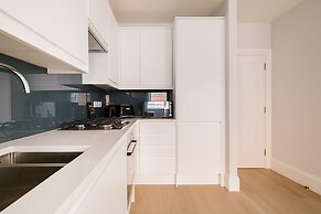 Hausd - Leicester Square