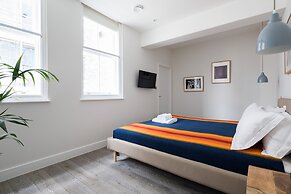 Hausd - Leicester Square