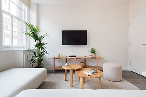 Hausd - Leicester Square