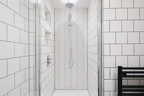 Hausd - Leicester Square