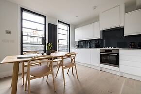 Hausd - Leicester Square