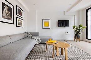 Hausd - Leicester Square