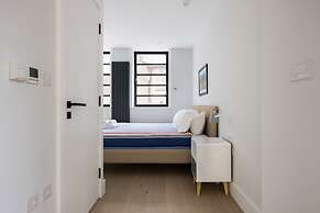 Hausd - Leicester Square