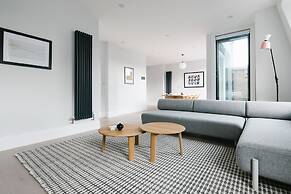 Hausd - Leicester Square