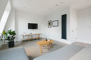 Hausd - Leicester Square