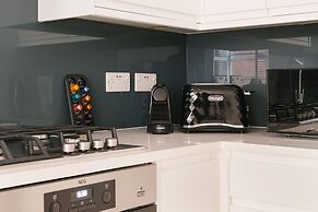 Hausd - Leicester Square