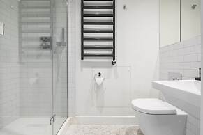 Hausd - Leicester Square