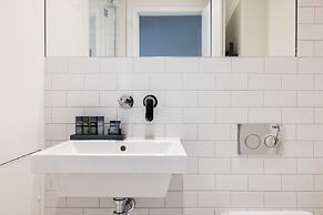 Hausd - Leicester Square