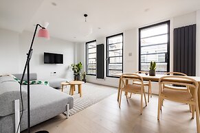 Hausd - Leicester Square