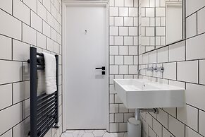 Hausd - Leicester Square