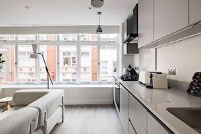 Hausd - Leicester Square