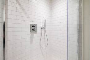 Hausd - Leicester Square