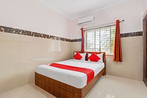 OYO 43308 Sri Sai Guru Comforts