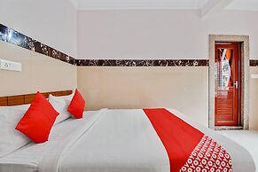 OYO 43308 Sri Sai Guru Comforts