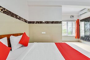 OYO 43308 Sri Sai Guru Comforts