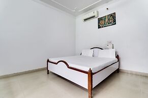 SPOT ON 42133 Hanuman Bagh