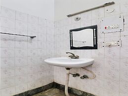 SPOT ON 42133 Hanuman Bagh