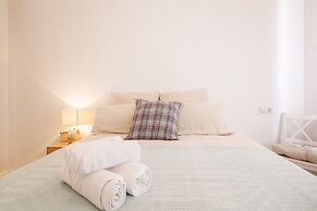 Apto Reformado con encanto by URBANHOSTS