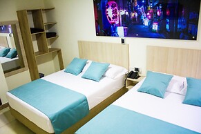 Hotel Street 50 Estadio