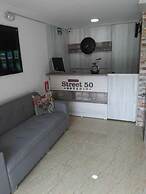 Hotel Street 50 Estadio