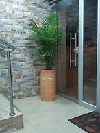 Hotel Street 50 Estadio