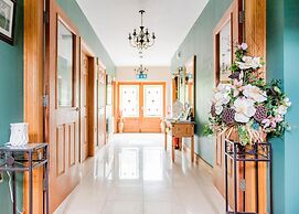 Melvin Country House