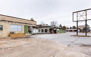 OYO Hotel Holly Springs MS