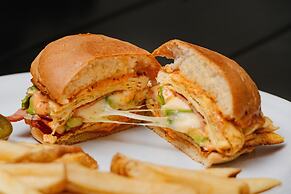 Hotel Maioris El Diez