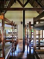 Ilakai Hostel - Adults Only
