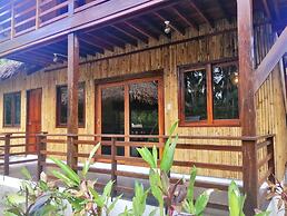 Ilakai Hostel - Adults Only