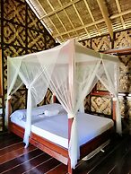 Ilakai Hostel - Adults Only