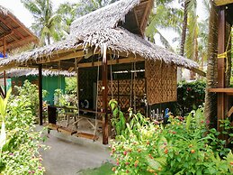 Ilakai Hostel - Adults Only