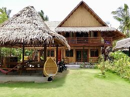 Ilakai Hostel - Adults Only